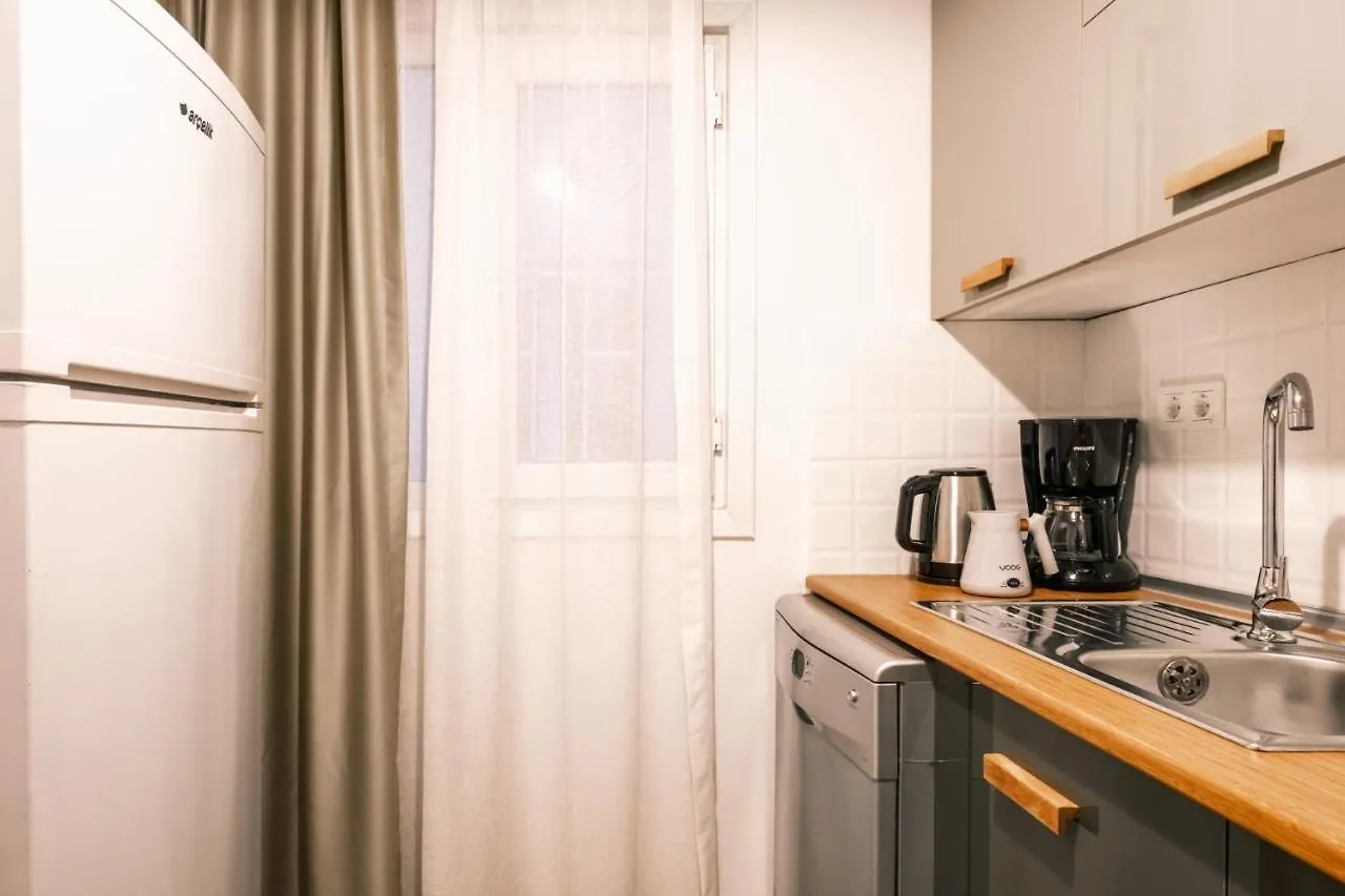 Apartment Flat With Closed Balcony 5 Min To Citys Nisantasi Istanbul